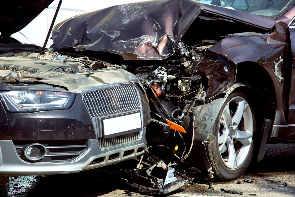 Injuries from Head-on Collisions in a Car Accident
